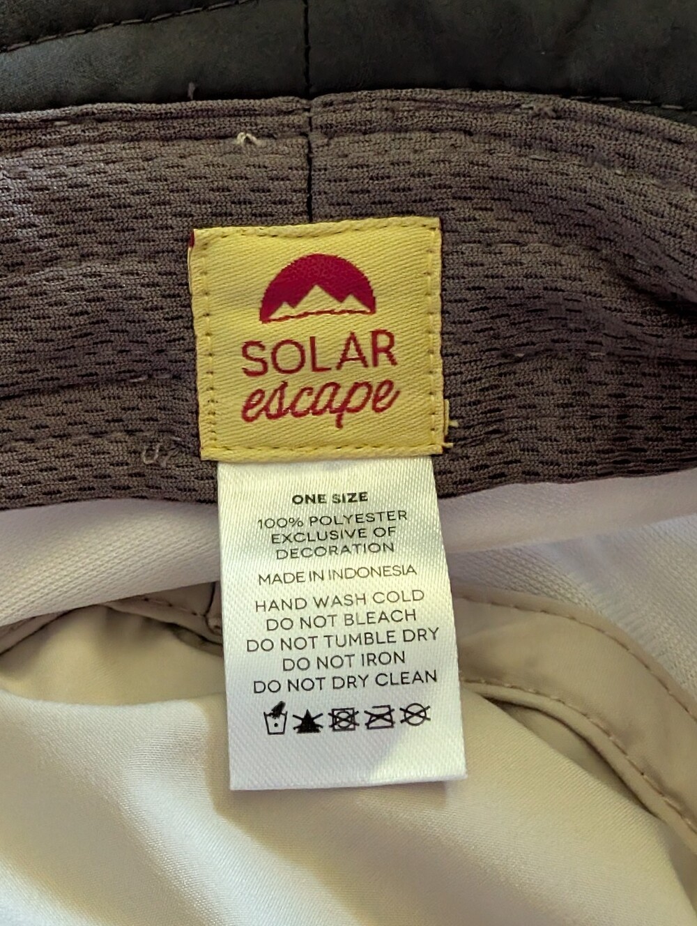 UPF Water Resistant Bucket Hat - Picture 5 of 5